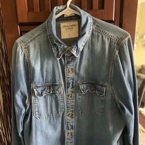 Men’s Abercrombie denim shirt